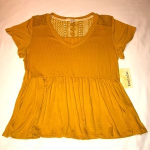 NWT Golden Mustard Crochet Back Top XL